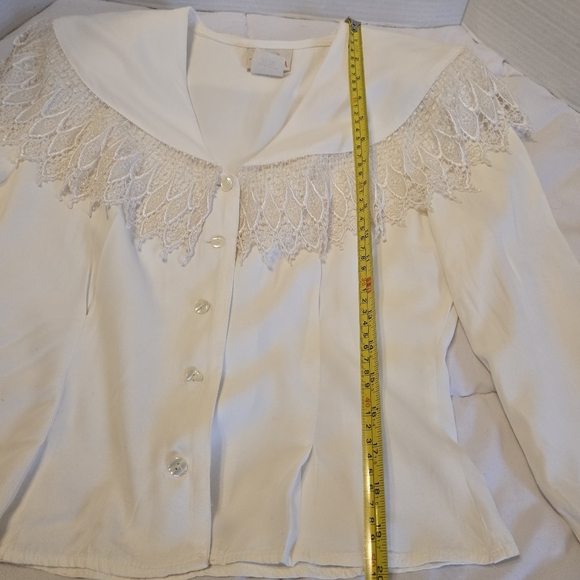 Tarazzia Victorian Romance Style Ivory Blouse Hand  Made Collar Pearl Coquette M - Picture 7 of 12